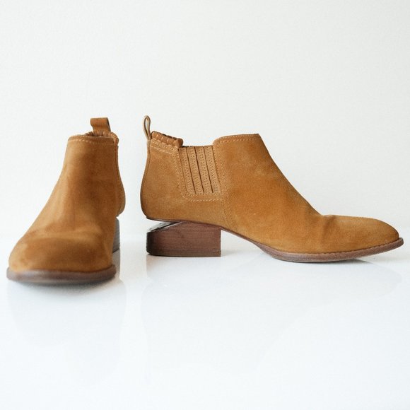 alexander wang 'kori' cutout metal heel chelsea booties in camel brown suede - Picture 3 of 12